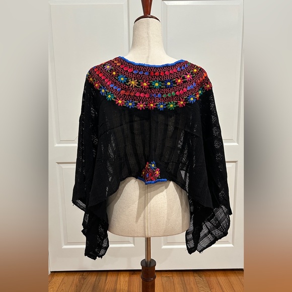 Guatemala hüipil Blouse/Tunic Hand Embroidered - Picture 9 of 9